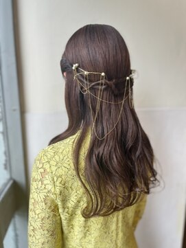 ニコナチカ(nico nachika) ツイストヘアアレンジ