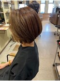 ショートボブ