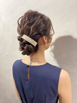 20代・30代・40代におすすめ 定番シニヨンスタイル エジリ