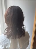ナチュラルウェーブ×赤みブラウンカラー