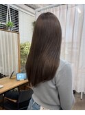 ナチュラルストレート/暗髪こそ透明感