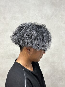 エデンバイトゥルークリエイション(EDEN by True Creation) センターパート波巻きツイスパホワイトメッシュ