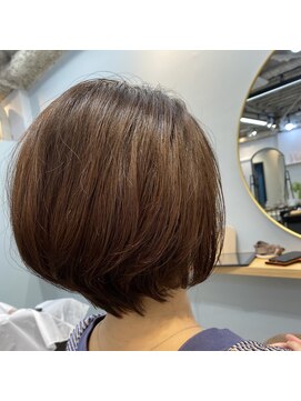 アオ 岡野 横浜(a-o) くびれショートボブ☆