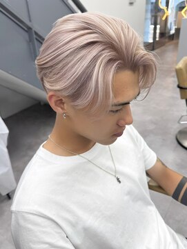 ラ キング(LA KING) MEN’S HAIR/サーフカール/刈り上げセンターパート/栄駅