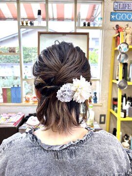 モロ(moro) お呼ばれヘアセット