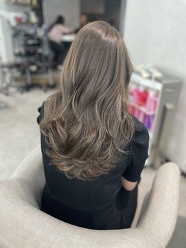 ウィクシー(wixy) グレージュヘア