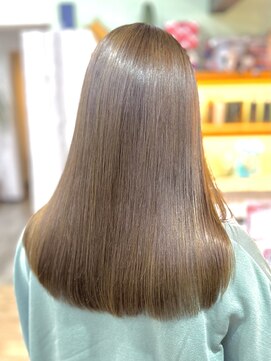 スカイ(SKY) 透明感カラー/髪質改善/縮毛矯正/韓国風レイヤーカット