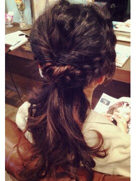 ヘアーサロン リノ(Hair Salon Lino) 結婚式　外国人風　編み込みアレンジ　ロング