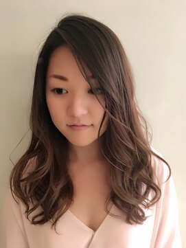 ロンド 銀座(Lond) グラデカラーが可愛いロングヘアー 担当本田