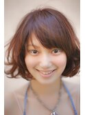 フェミニンボブ　厚め斜めバング　似合わせカット