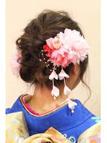 ヘアーガーデン ハニワ(Hair Garden 葉庭)&nbsp;卒業式・成人式　定番スタイル　ローウエイト