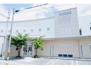 TOTAL BEAUTY YUTAKA ‐PROFESSIONAL‐