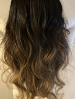 ヘアサロン シェフ(Chef)&nbsp;シンプルなロングヘアーを一気にモテ髪