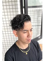 エヌドットバーバー ヒロオ(N.BARBER HIROO)&nbsp;フェードカット　スパイラルパーマ　〈広尾/恵比寿〉