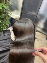 エクラート リラ 立川店(ECLART lilas.) 縮毛矯正【立川/半個室/ストレートヘア】