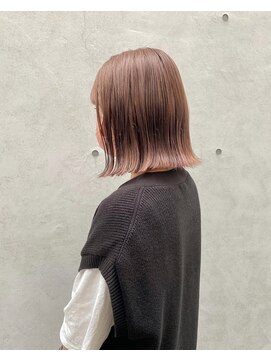 アクトゥス(AEQUITAS) 切りっぱなしボブxピンクベージュ