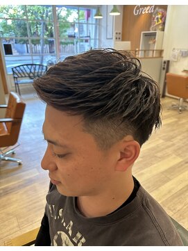 グリード(Greed) ベリーショート