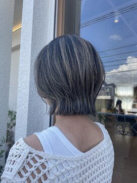 ムク 甲府(muku.) くびれボブ/レイヤーボブ/切りっぱなしボブ/ハイライト/