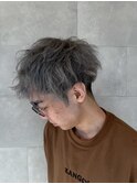 シルバーグレーカラー