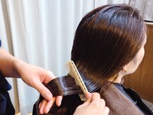 トリートメント前のシャンプーで髪を整え、うるおいジェルでダメージを集中補修[津田沼/新津田沼/髪質改善]