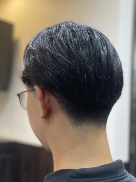 ヘアクリニックカルム 日暮里(Hair Clinic Calme) テーパーフェード　FADECUT TAPERFADE