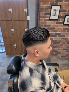 ワンワンオー バーバーショップ コンチネンタル(@110 BARBER SHOP continental) スキン・コームオーバー