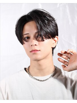 ファースト 栄店(First) ナチュラルセンターパート