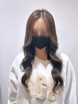 ウタシロイロ(uta shiroiro)&nbsp;韓国風巻き髪スタイル