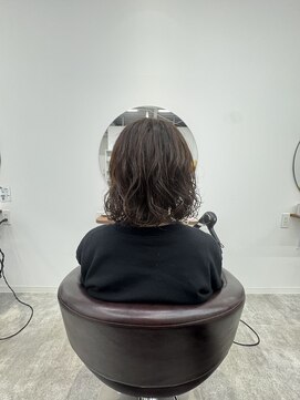 シー 北千住(sii.) 抜け感ゆるウェーブ×ナチュラル外ハネボブ