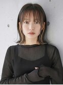 さりげないお洒落。イヤリングカラー×ポイントカラーで魅せる