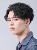 渋谷波巻きパーマ束感ツイストスパイラル無造作メンズパーマ色気