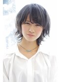 外ハネ小顔ショート