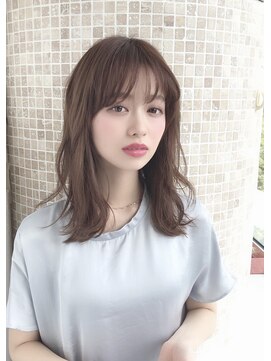 ソワリー 栄(THOiRY) 小顔カットが得意なスタイリストby坂元