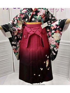 きものサロンティファニー レンタル卒業式着物と袴　黒地に薔薇