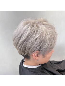 オリ(OLI) ホワイト