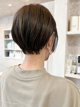 キャアリー(Caary) 福山市美容室Caary人気 ダークトーン丸みショートヘア