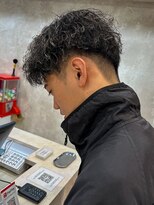 ルースト 渋谷店(ROOST)&nbsp;アップバング ツイストホワイトハイライト