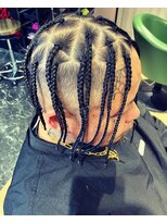 マドゥーズ ヘアショップ(Madoo's hair shop)&nbsp;トライアングルブレイズ