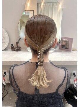 ミラ(Mila) タイトローポニー★ハイトーン 銀箔