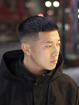 キングスマントーキョー 立川北口店(KINGSMAN TOKYO) メンズカットメンズパーマニュアンスパーマフェードカット[立川]