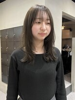 ヘアー アイス ルーチェ(HAIR ICI LUCE)&nbsp;ブリーチなし春カラーオリーブカラーミディアムレイヤー/今枝