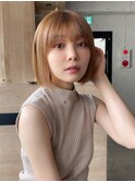 前髪 外ハネボブ イメチェン 美髪 ホワイトブロンド"
