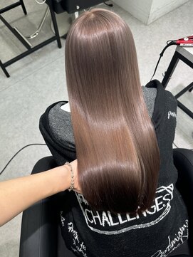 ペレ 梅田(PELE) イメチェン/ホワイトブロンド/外ハネボブ/美髪/梅田