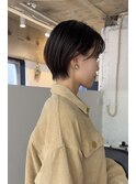 ショートヘアベリーショートくびれ丸みボブ黒髪グレージュ暗髪