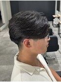 センターパートニュアンスパーマ刈り上げショートメンズカット