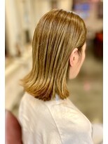 サーティエイト(38) ダブルカラー/マットオリーブ/ボブ/ブリーチ/ハイライト/カット/