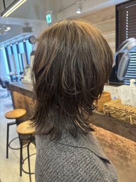 サロンドジョー(salon de joe) くびれレイヤー、レイヤーカット【井上咲】