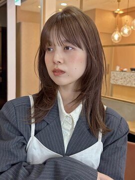 ラフ フロム ガーデン(Laf from GARDEN) ミディアム/レイヤーカット/顔周りカット/透明感カラー