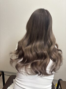 ヘッズセカンド(HEADS_2nd) ブリーチしてても艶でます