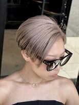 ライン(LYNE) ケアブリーチ/シルバーアッシュ/ショート